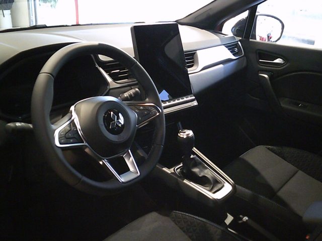 22399749_E_6839d3cb79510