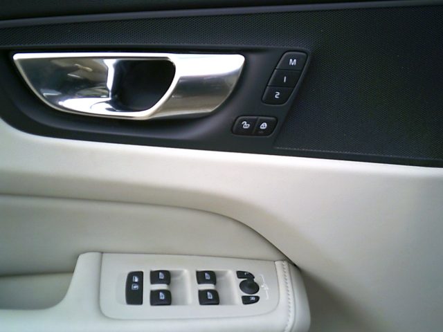 23281014_E_6978de548852f