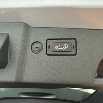 23070899_E_69285788d95fc