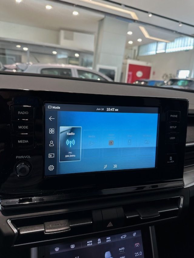 23070899_E_692857875f15d