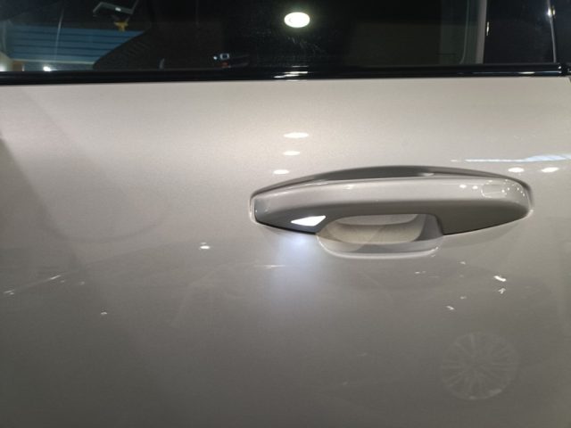 23311871_E_698321e270294